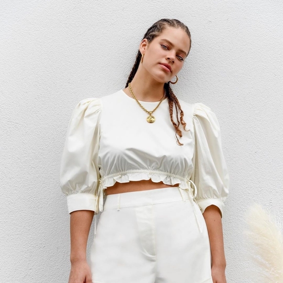 DANIELLE BERNSTEIN PUFF SLEEVE SIDE TIE CROP TOP, CLOUD (RUNS SMALL, SIZE UP) - Picture 3 of 14